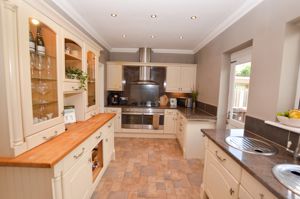 Kitchen- click for photo gallery